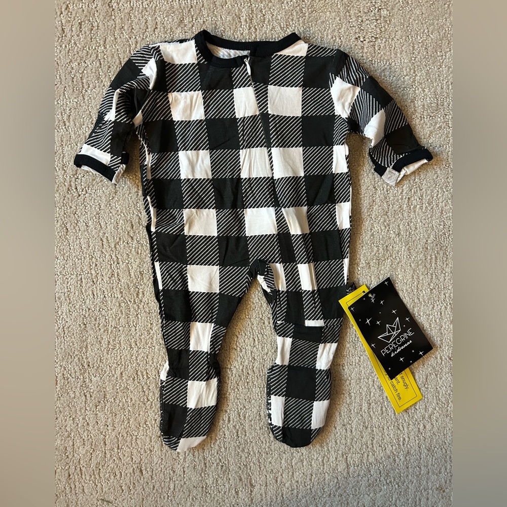 Peregrine Kidswear bamboo footed onesie NWT 0-3 months gender neutral